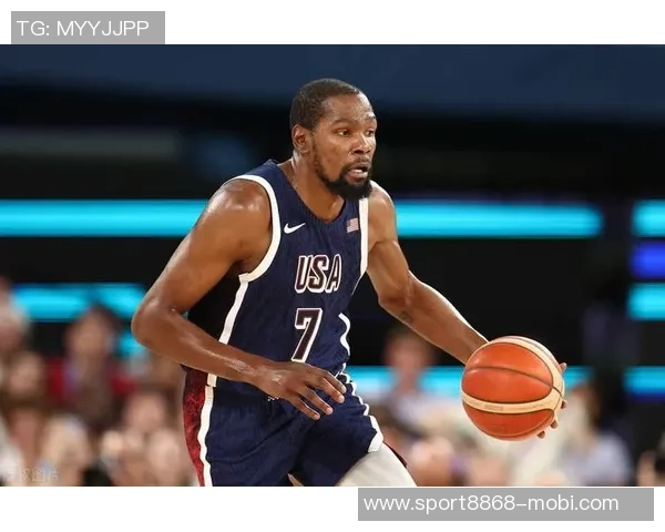 杜兰特谈末节表现强调团队合作与减压的重要性